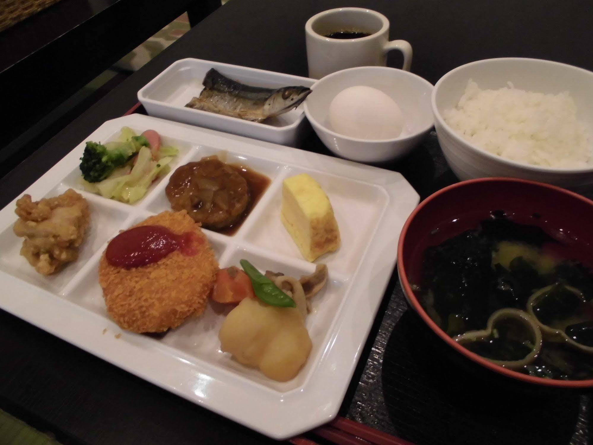 Wellbe Meieki Nagoya Luaran gambar